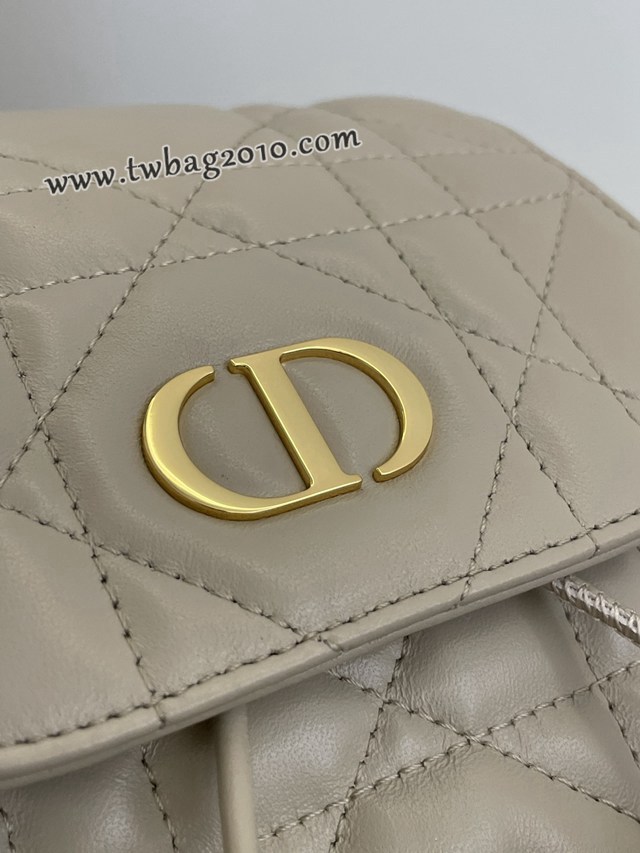 Dior专柜新款迪奥高仿原单奶油杏中号Caro秋冬系列双肩包 djfk1722